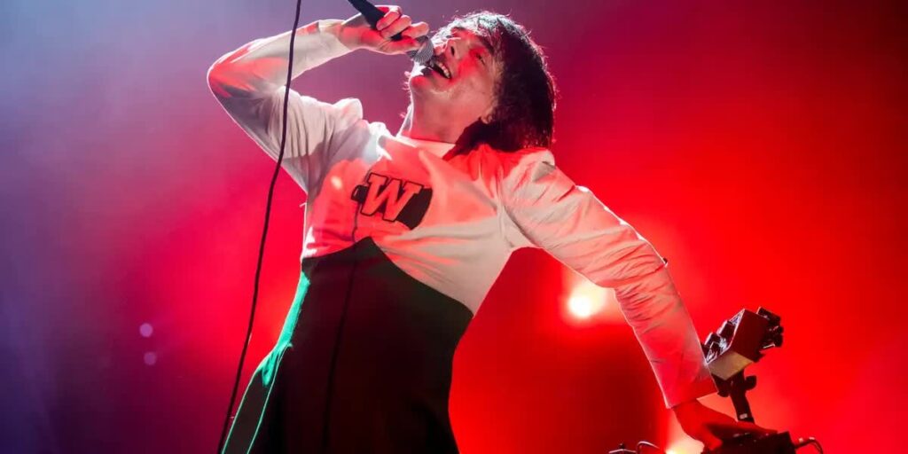 Gerard Way tells Alamodome crowd My Chemical Romance hopes to make another album